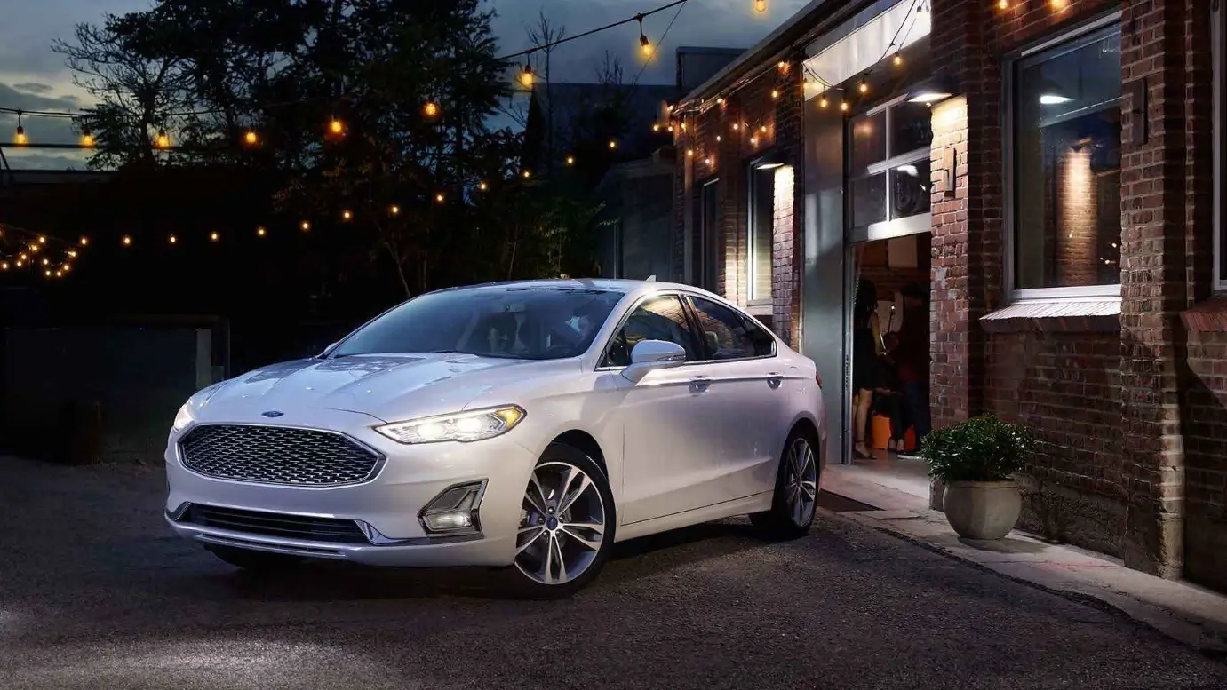 Ford Fusion - Best Value Midsize Sedan with Hybrid Options for Comfort and Affordability in 2024