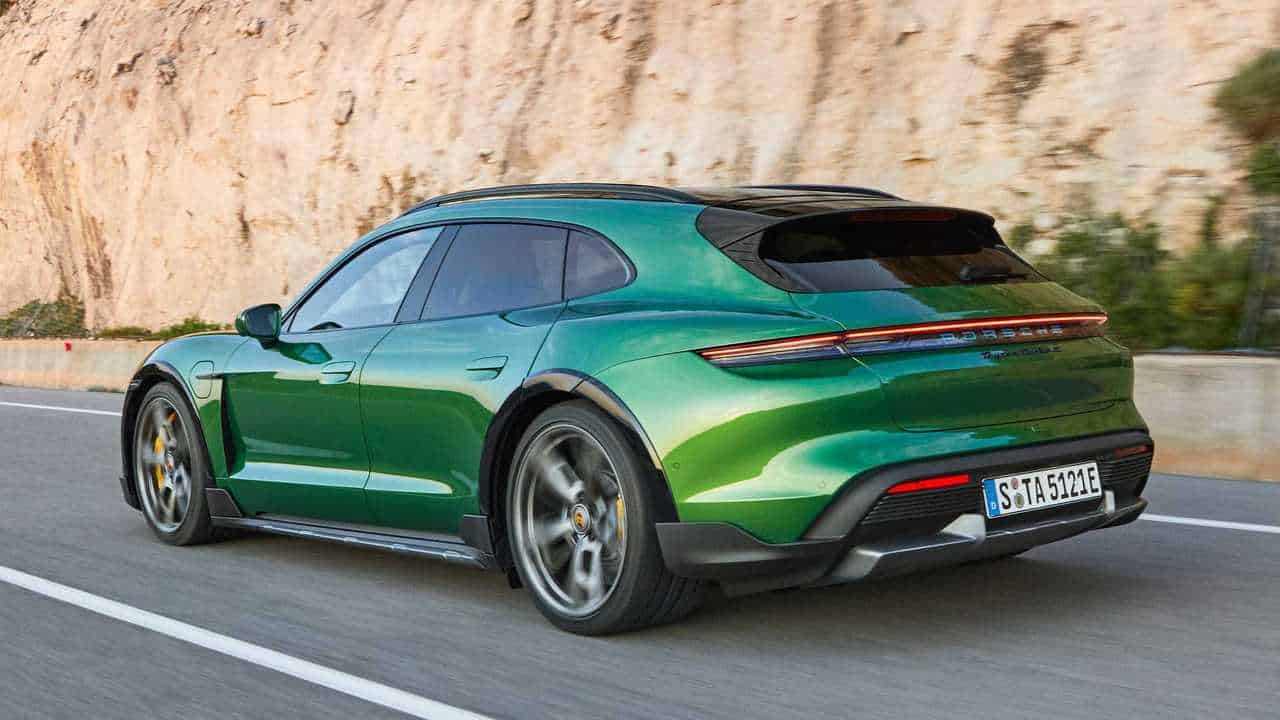 Porsche Taycan Cross Turismo